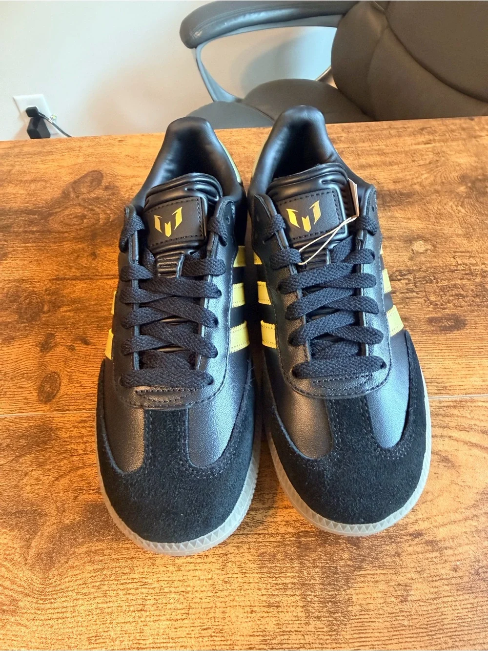 adidas iconic samba